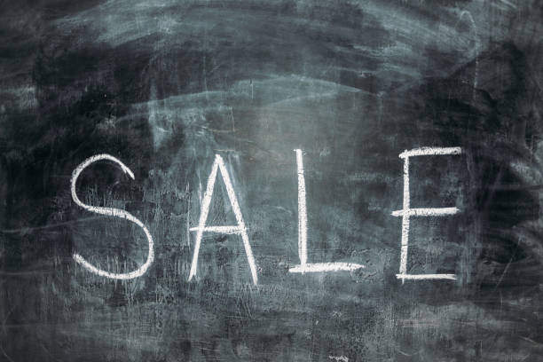 istock lettering of sale 838462516