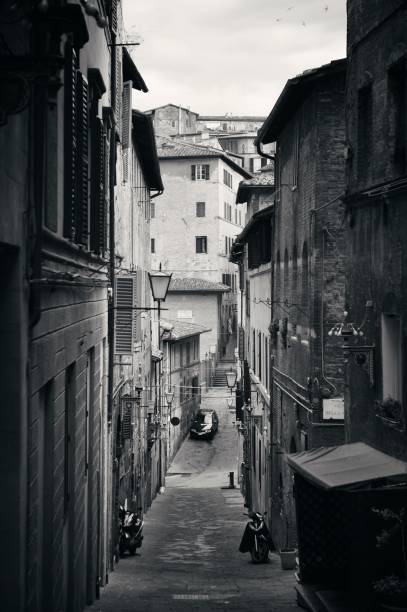 istock Siena street view 838471136