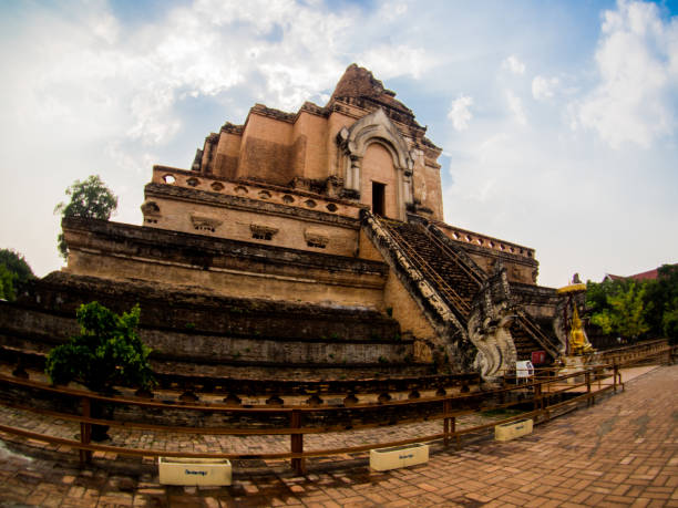 istock Wat Chedi Luang in chiangmai, Thailand 838477914
