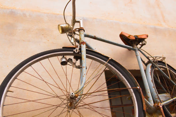 istock Obsolete Rusty Bicycle on the Street 838490980