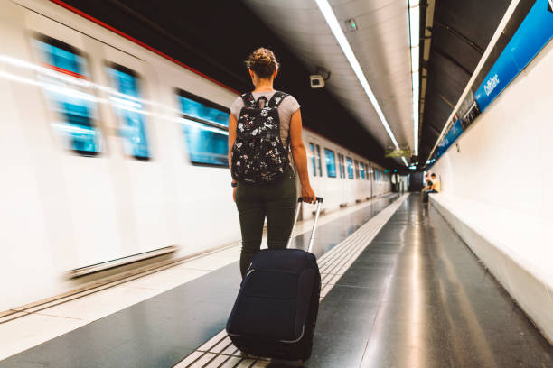 istock It's a big aiport to walk through 838509594
