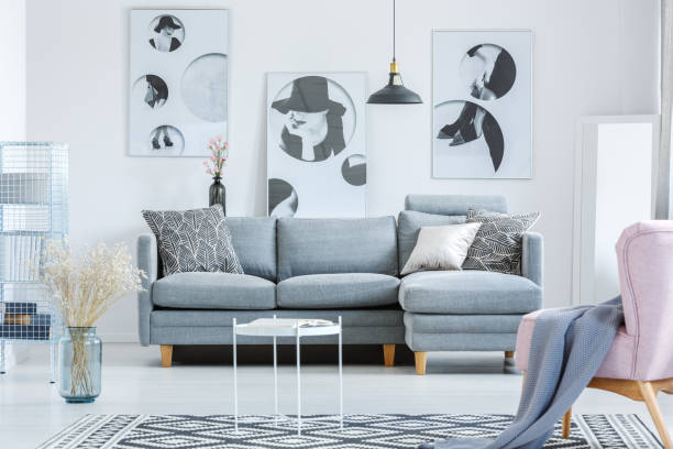 istock Simple living room with paintings 838725380