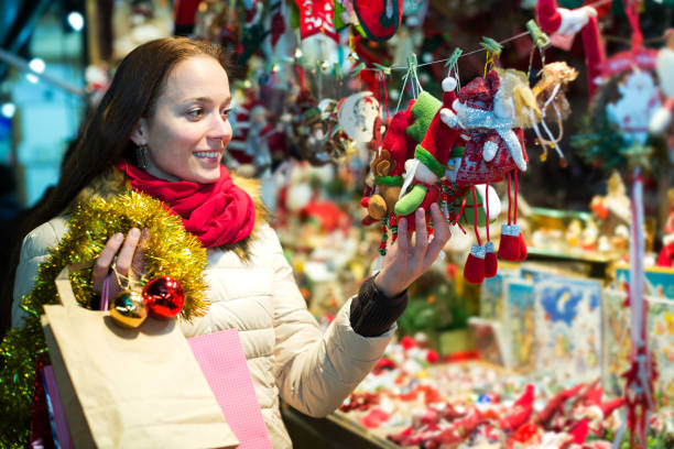 istock Female customer at the Christmas Fair 838796340