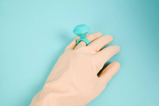 istock ring and balloon glove 838917276