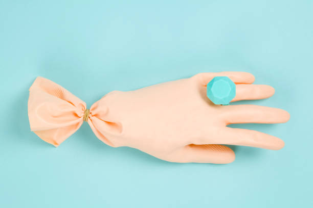 istock ring and balloon glove 838917284