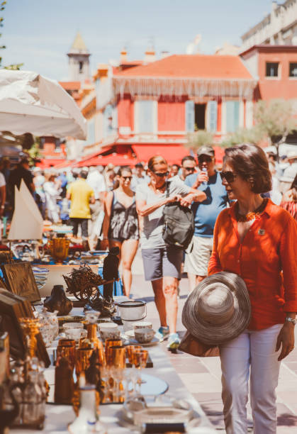 cours saleya, nice, riviera francesa - city of nice restaurant france french riviera - fotografias e filmes do acervo