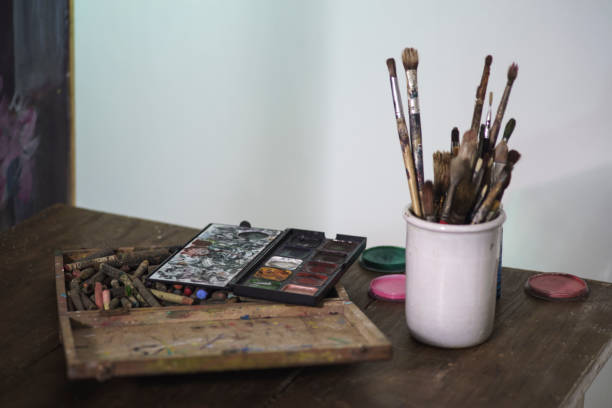 istock Some brushes colors in a vintage Location 839150036