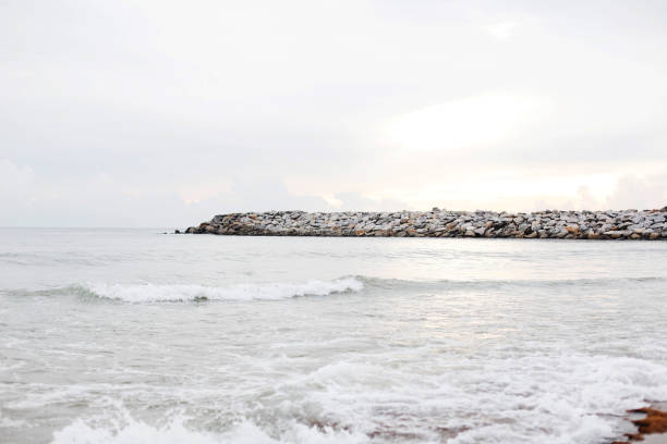 Waves and sea at Colombo Beach
