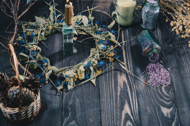 istock Candle and dry wreath 839399194