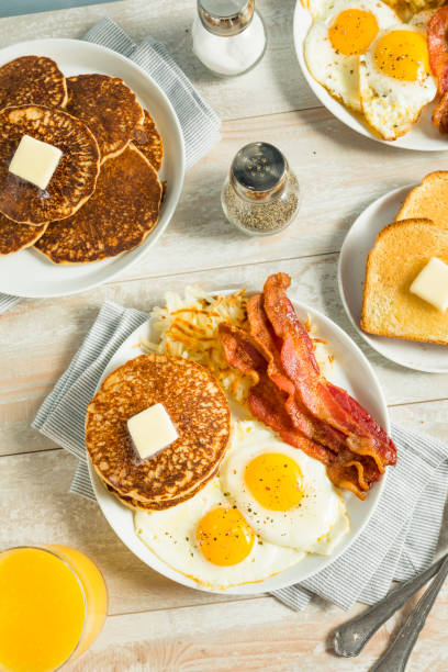 istock Healthy Full American Breakfast 839577568