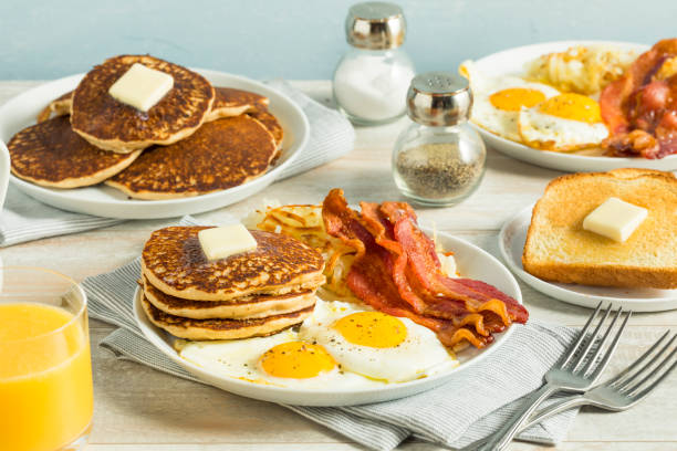 istock Healthy Full American Breakfast 839577874