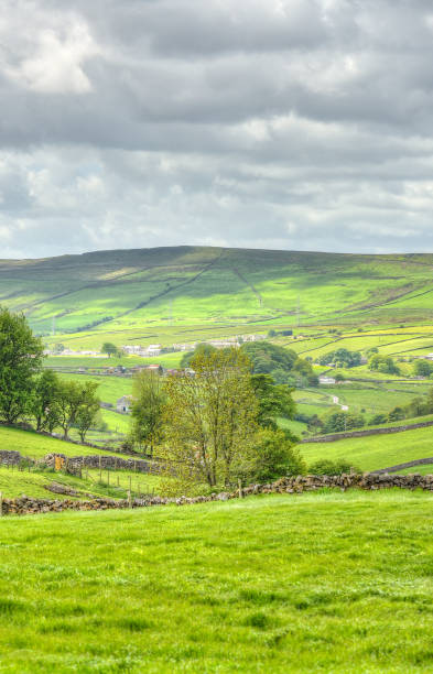 istock Classic british landscape at the Peak district near Manchester 839837662