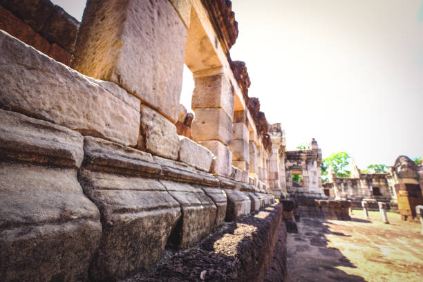 prasat sdok kok thom - prasart phra debidorn - fotografias e filmes do acervo