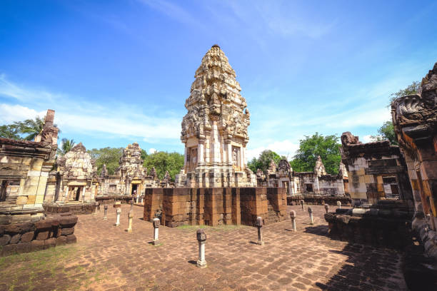 prasat sdok kok thom - prasart phra debidorn - fotografias e filmes do acervo