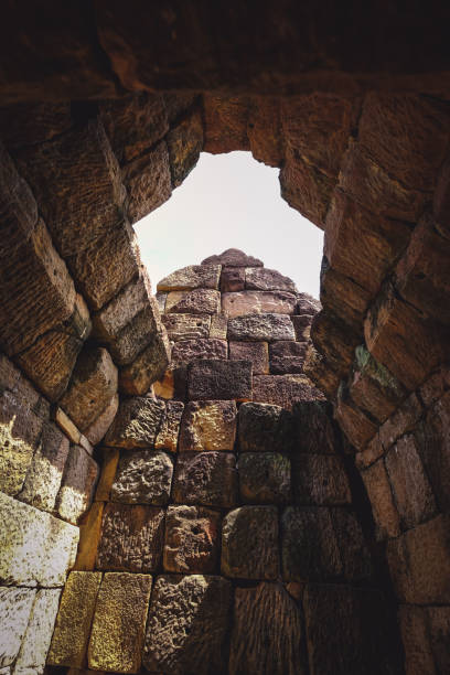 prasat sdok kok thom - prasart phra debidorn - fotografias e filmes do acervo