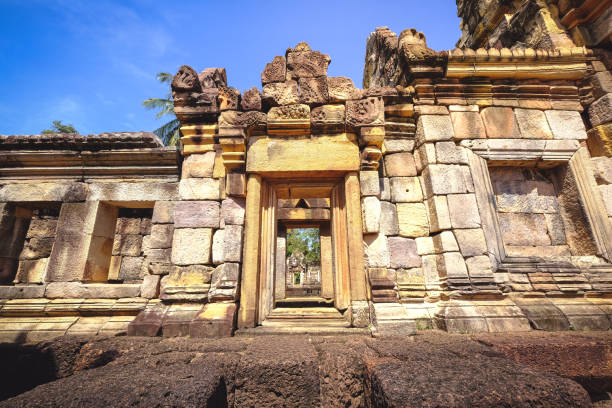 prasat sdok kok thom - prasart phra debidorn - fotografias e filmes do acervo