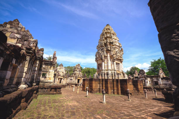 prasat sdok kok thom - prasart phra debidorn - fotografias e filmes do acervo