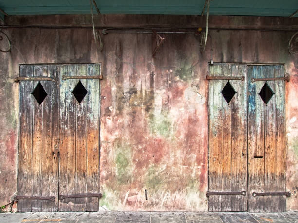 istock Two Old Doors on an Old Building in The French Quarter 839921634