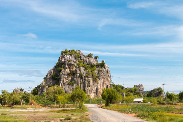 istock road to the rock mountain 839948338