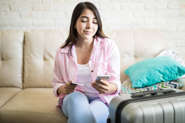 istock Texting boyfriend before traveling to visit him 839966466