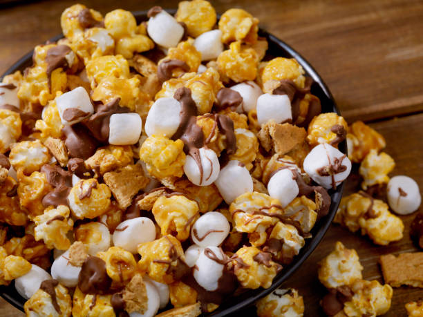 istock Smores Caramel Popcorn 839995544