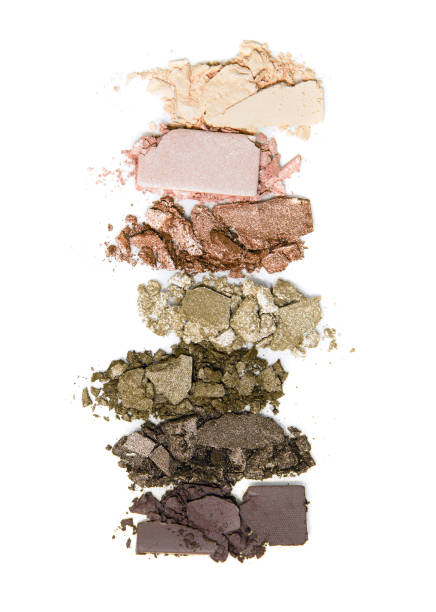 istock A smashed, neutral toned eyeshadow make up palette isolated on a white background 840102460
