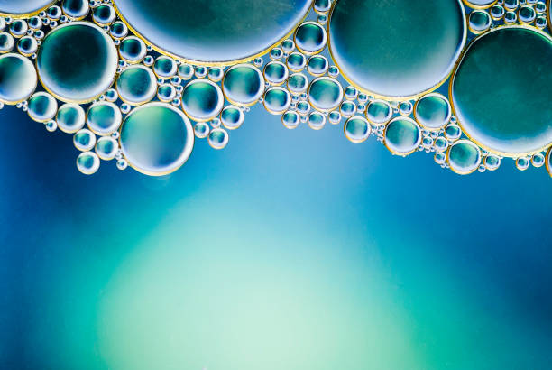 istock oil and water mixed together 840153922