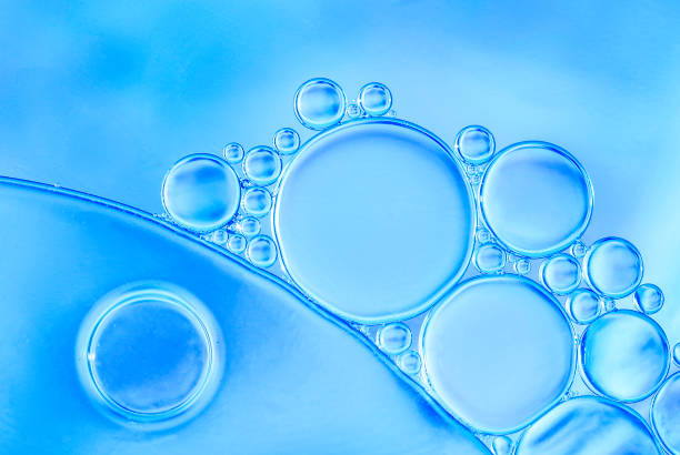 istock oil and water mixed together 840153930