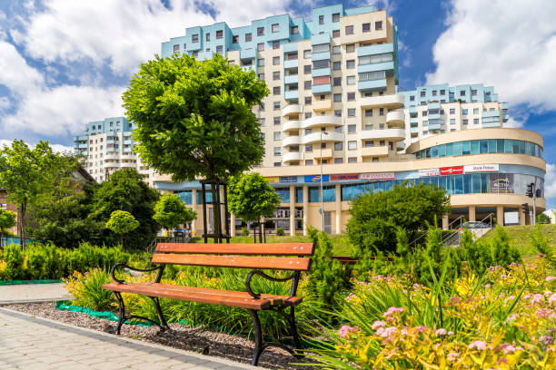 istock Green square with bench in Gdynia, Poland 840215342