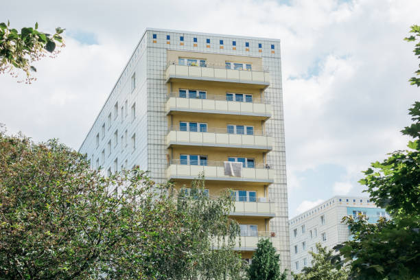 istock plattenbau hause at berlin with yellow balconies 840265354