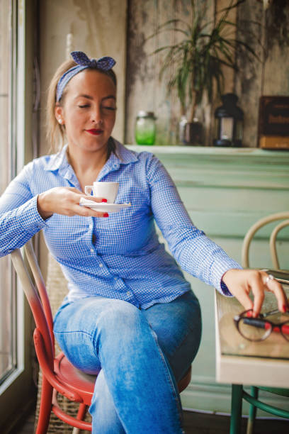 istock Girl at a coffee break 840391384