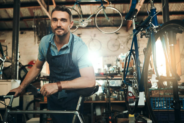 istock He's every cyclist's best friend 840485858