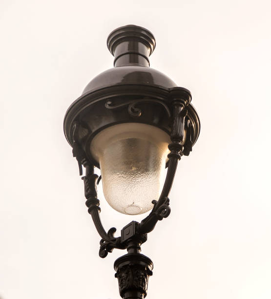 istock Street lamp in Paris 840493724