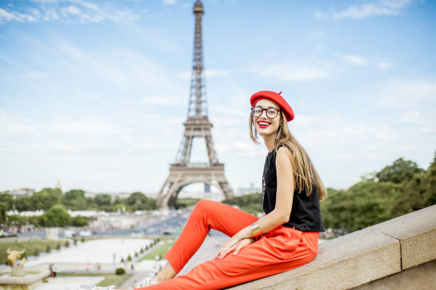 istock Woman traveling in Paris 840590260