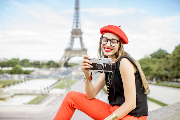 istock Woman traveling in Paris 840590482