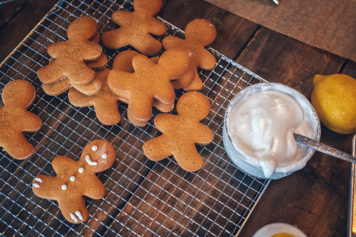 Decorating Gingerbread Cookies with Icing