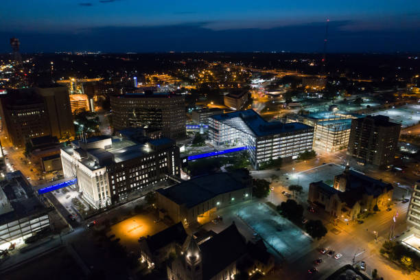 istock Aerial Downtown Des Moines 840631640