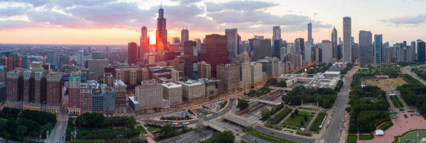 istock Aerial photo Downtown Chicago at sunset 840679152