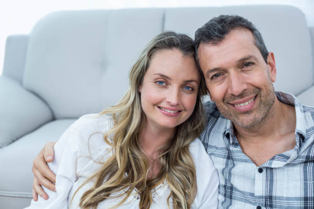 istock Pregnant couple sitting floor 840904750