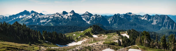 istock Tatoosh mountain range panorama in Mount Rainier National Park 840908422