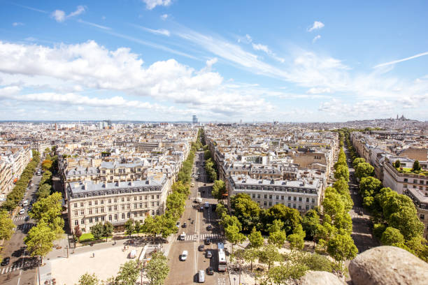 istock Cityscape view of Paris 840914408
