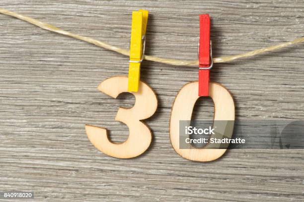 Glückwunsch Zum 30 Geburtstag Stockfoto und mehr Bilder von 30-34 Jahre - 30-34 Jahre, Jahrestag, Alter Erwachsener