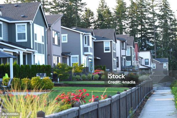 Issaquah Highlands Village Stock Photo - Download Image Now - Washington State, Residential District, Residential Building