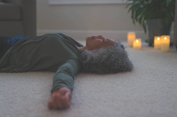 istock Hawaiian woman doing yoga pose inside 841046512