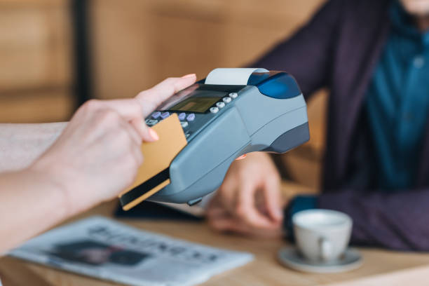 istock payment with credit card in cafe 841225502