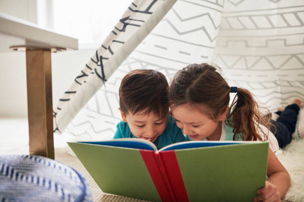 istock They're hooked to the story 841233446