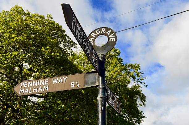 gargrave, north yorkshire, inglaterra - gargrave - fotografias e filmes do acervo