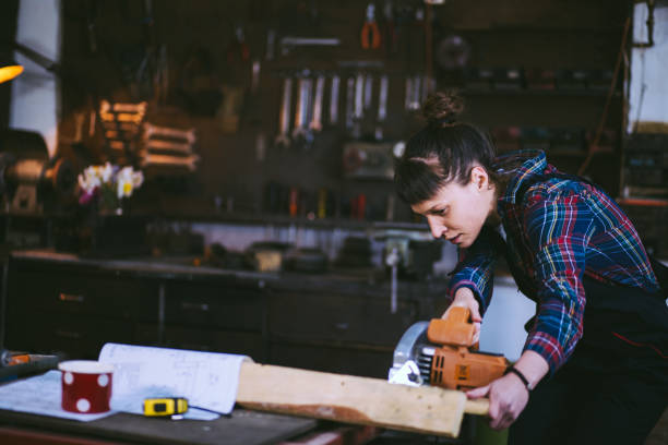 istock Women Are As Good In Crafts As Man 841295174