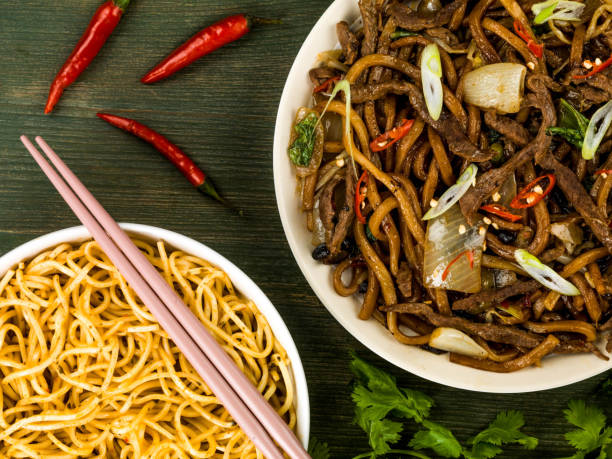 istock Shanghai Fried Beef and Udon Noodles 841300768