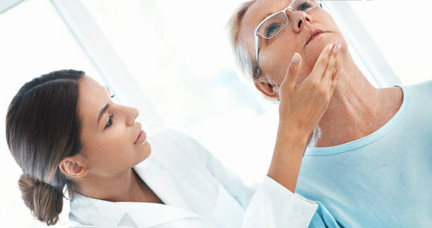 istock Neck pain therapy. 841315114